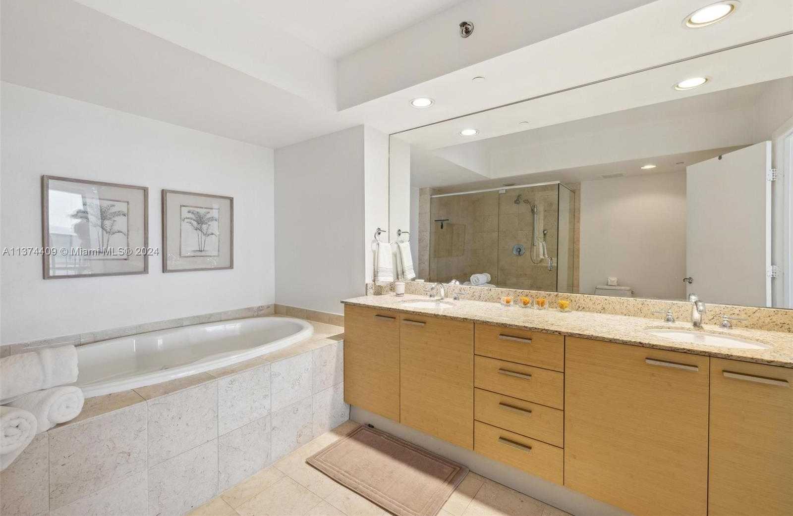 Small Image of 1830 SOUTH OCEAN DR #4002, Hallandale Beach Number 15