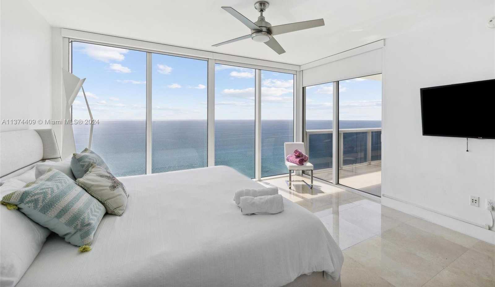 Small Image of 1830 SOUTH OCEAN DR #4002, Hallandale Beach Number 18