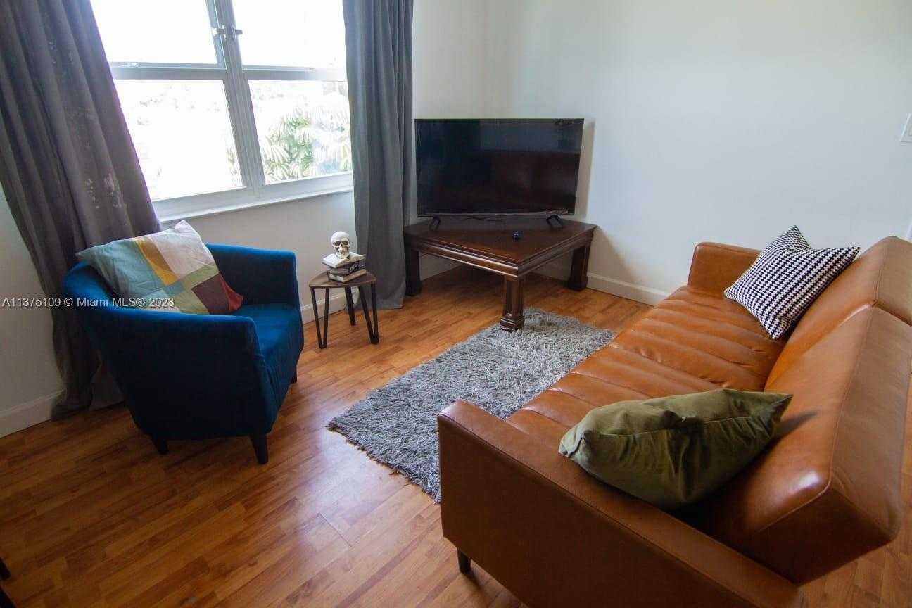 Small Image of 753 MICHIGAN AVE #3D, Miami Beach Number 3