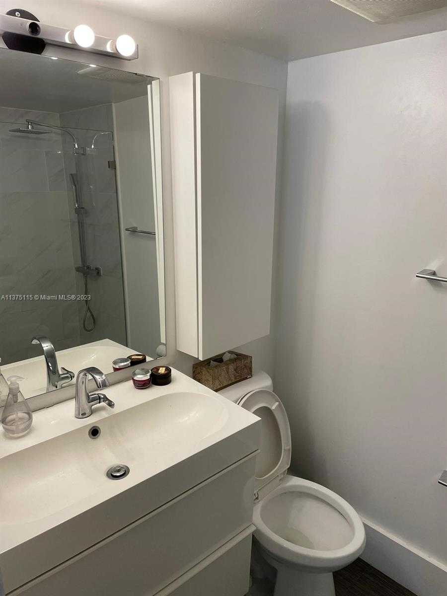 Small Image of 753 MICHIGAN AVE #2E, Miami Beach Number 10