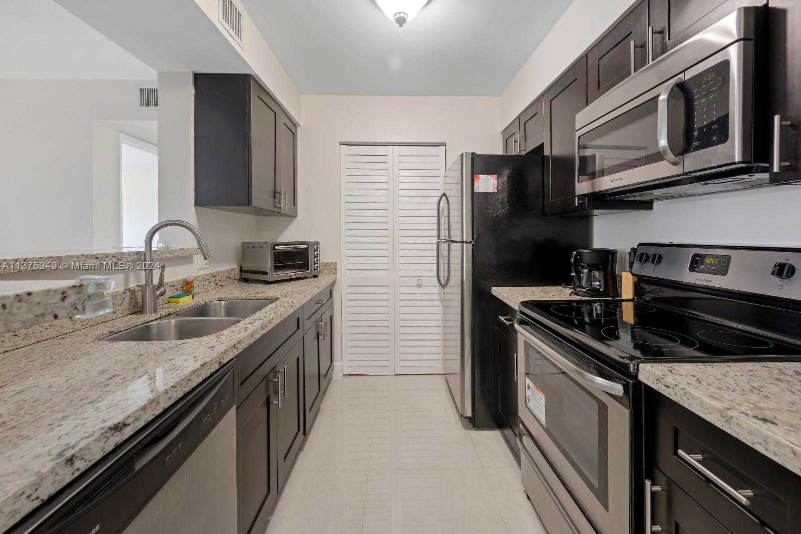 Small Image of 19701 EAST COUNTRY CLUB DR #5505, Aventura Number 18