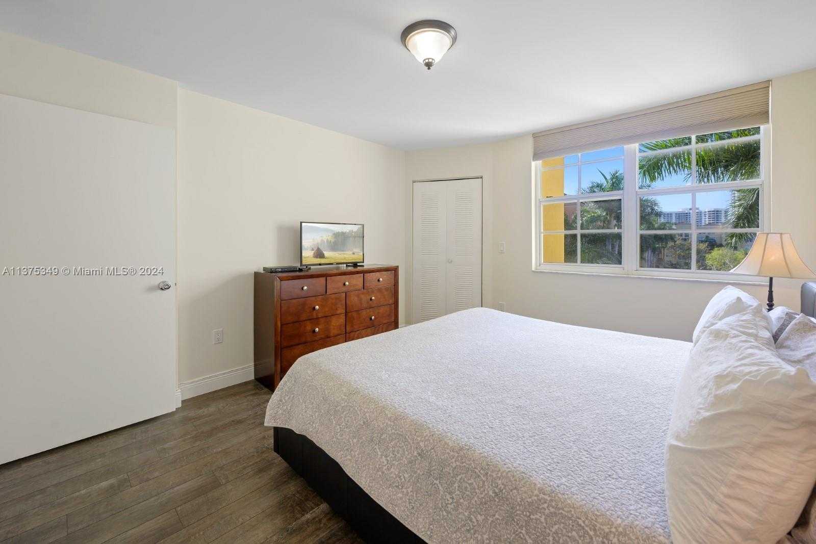 Small Image of 19701 EAST COUNTRY CLUB DR #5505, Aventura Number 20