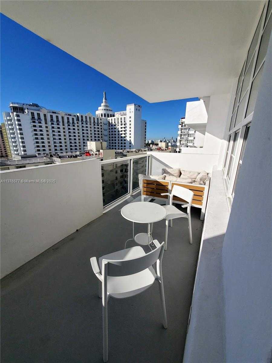 Small Image of 100 LINCOLN RD #1244, Miami Beach Number 3