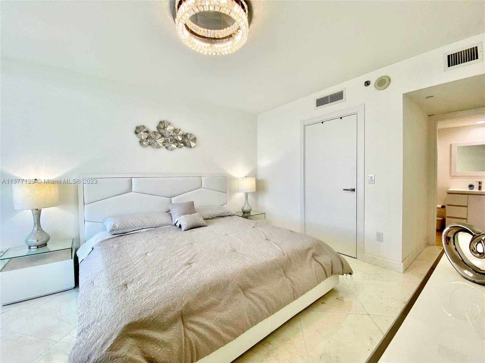 Small Image of 1830 SOUTH OCEAN DR #3203, Hallandale Beach Number 24