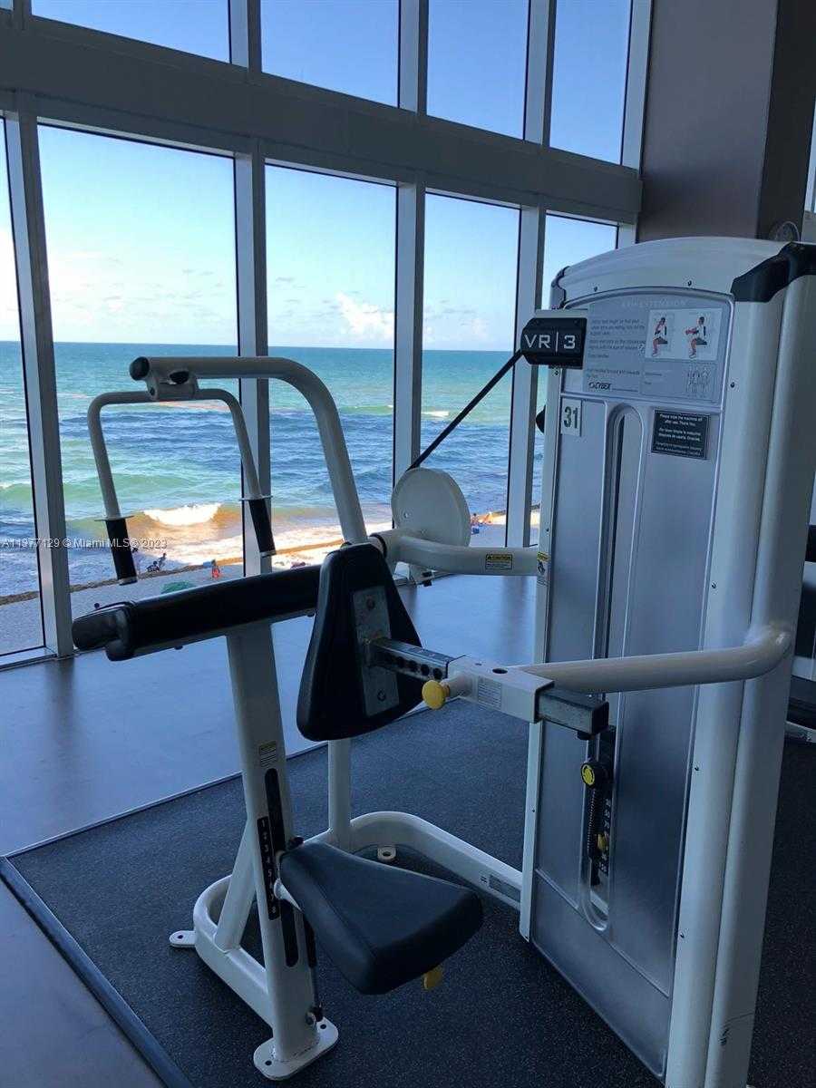 Small Image of 1830 SOUTH OCEAN DR #3203, Hallandale Beach Number 39