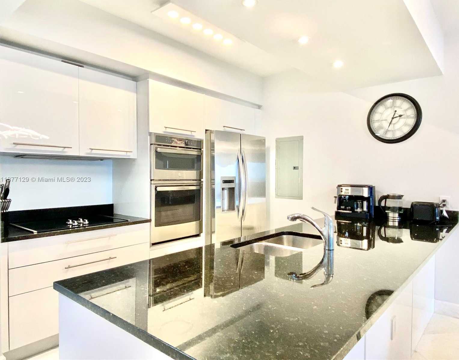 Small Image of 1830 SOUTH OCEAN DR #3203, Hallandale Beach Number 6