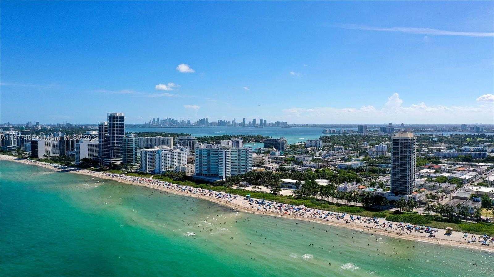 Small Image of 7300 OCEAN TER #110, Miami Beach Number 20