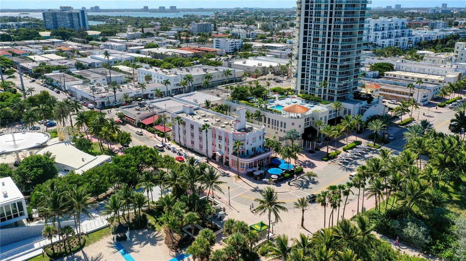 Small Image of 7300 OCEAN TER #110, Miami Beach Number 21