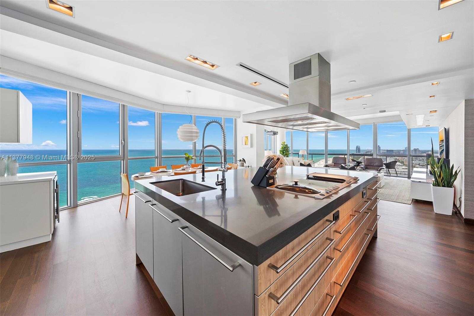 Small Image of 101 20TH ST #3909, Miami Beach Number 15