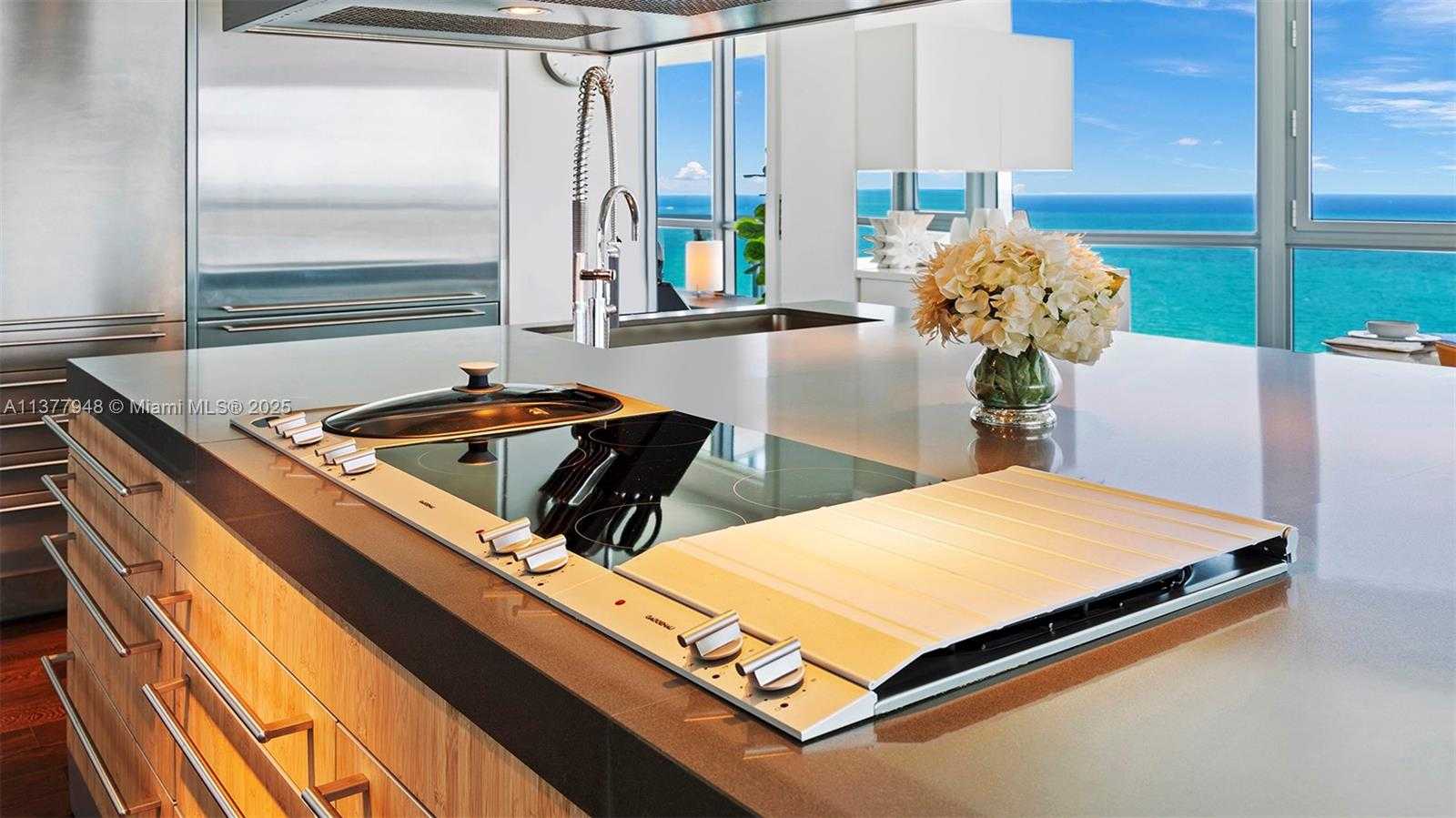 Small Image of 101 20TH ST #3909, Miami Beach Number 17