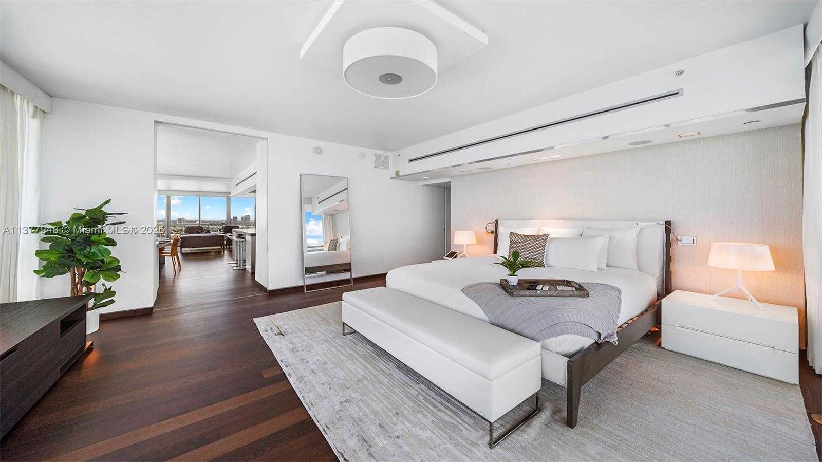 Small Image of 101 20TH ST #3909, Miami Beach Number 23
