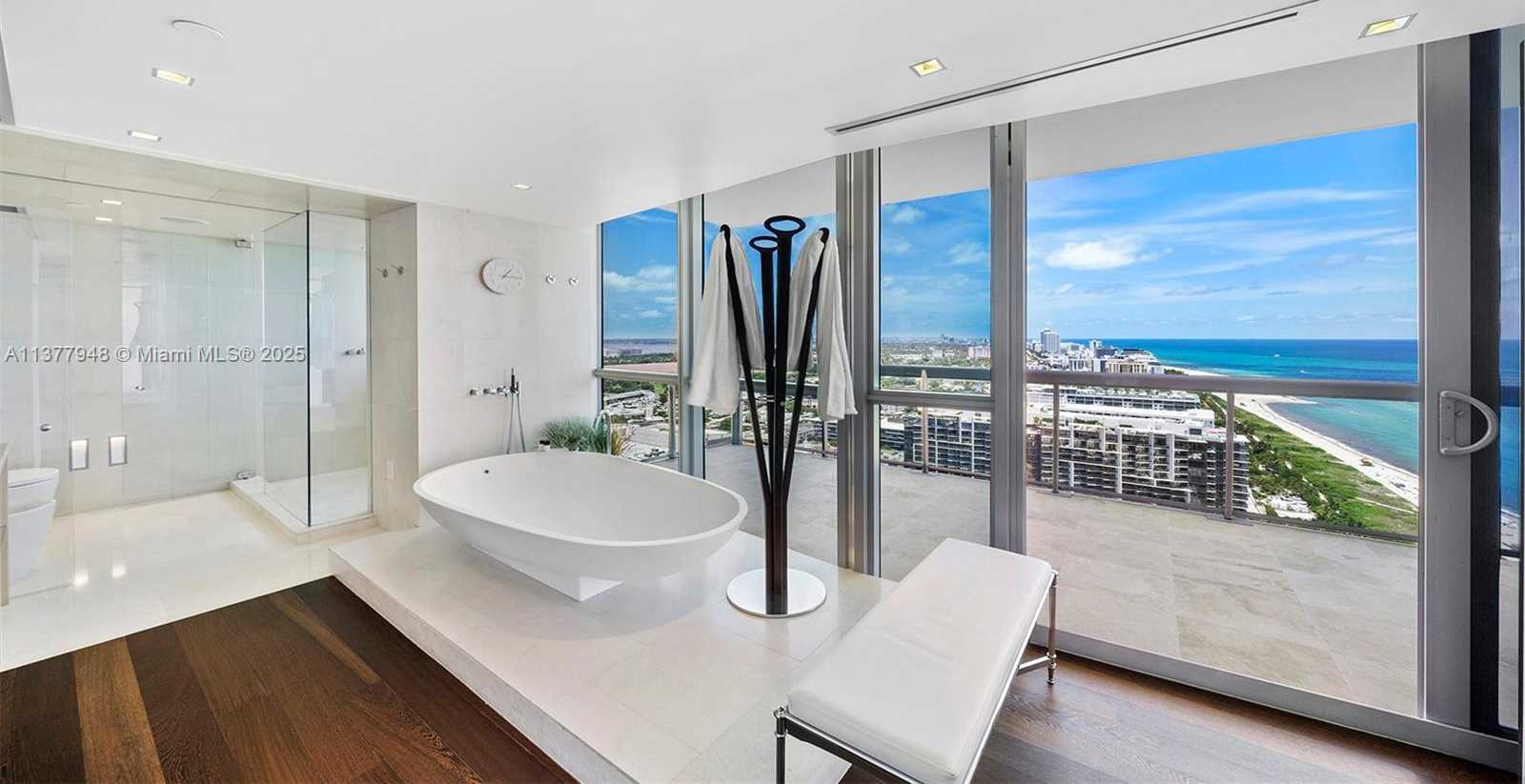 Small Image of 101 20TH ST #3909, Miami Beach Number 30