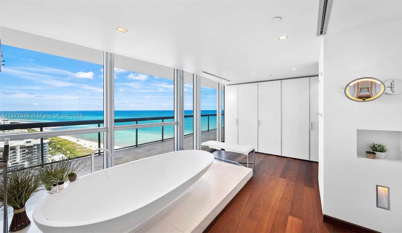 Small Image of 101 20TH ST #3909, Miami Beach Number 38