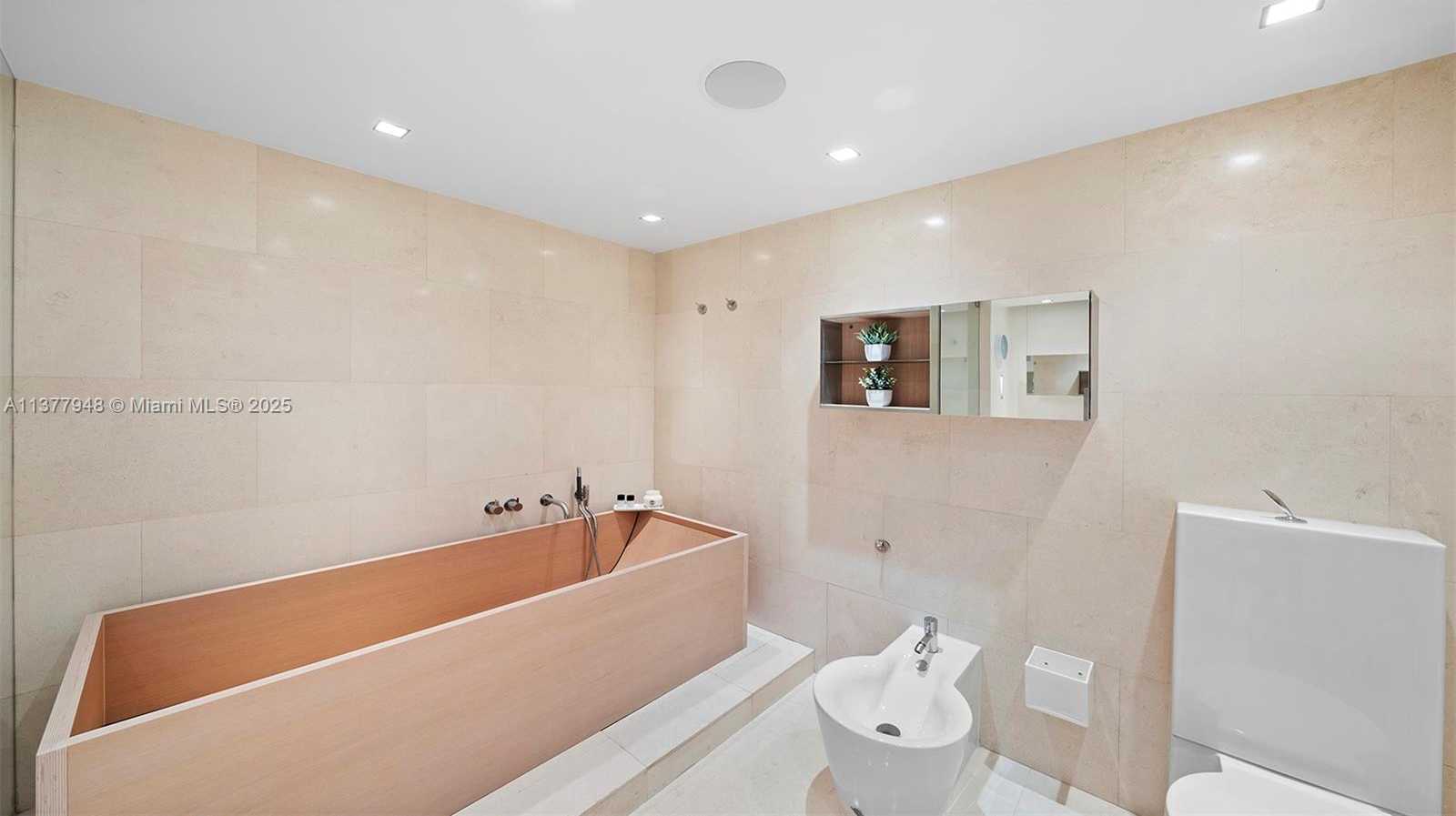 Small Image of 101 20TH ST #3909, Miami Beach Number 48