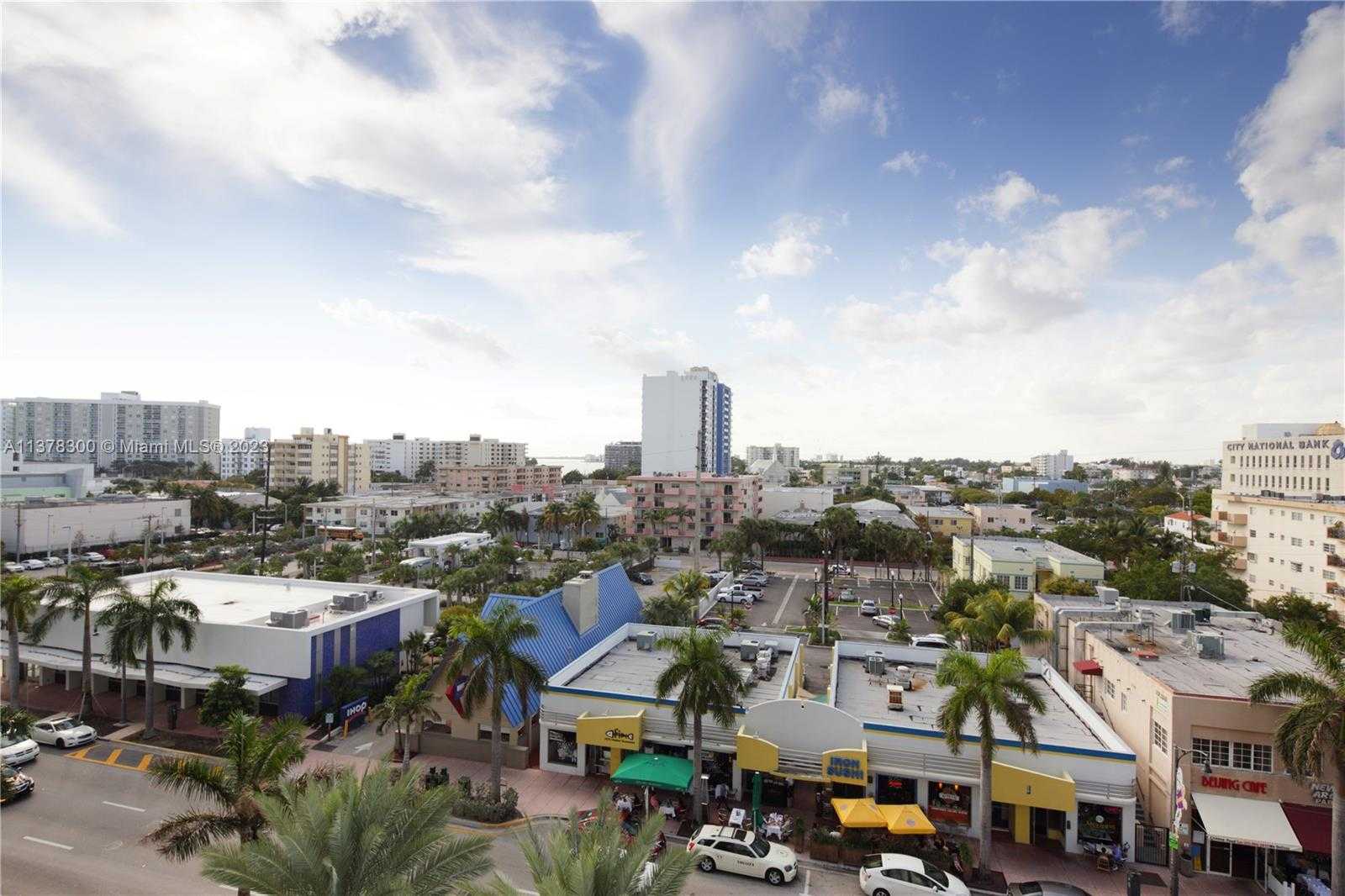 Small Image of 6917 COLLINS AVE #820, Miami Beach Number 10