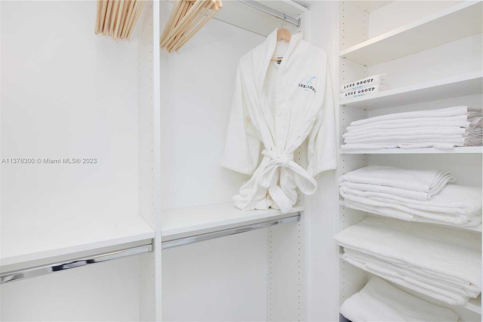 Small Image of 6917 COLLINS AVE #820, Miami Beach Number 22