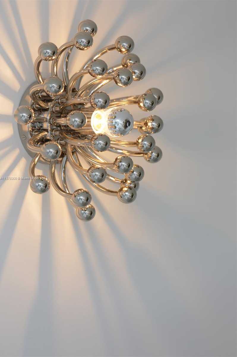 Small Image of 6917 COLLINS AVE #820, Miami Beach Number 7