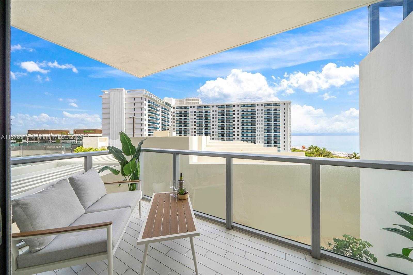 Small Image of 2201 COLLINS AVE #811, Miami Beach Number 13