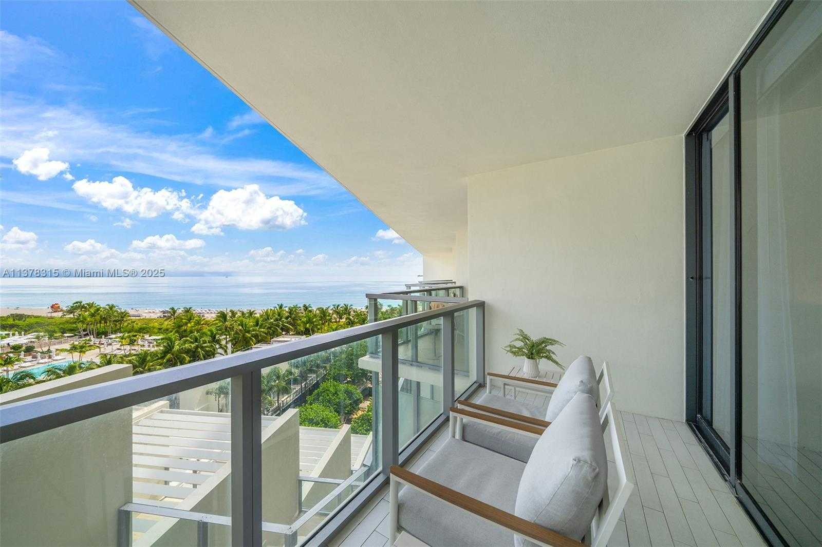 Small Image of 2201 COLLINS AVE #811, Miami Beach Number 17