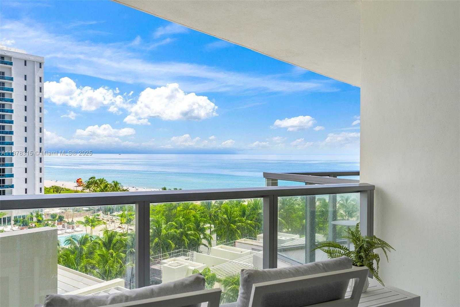 Small Image of 2201 COLLINS AVE #811, Miami Beach Number 18