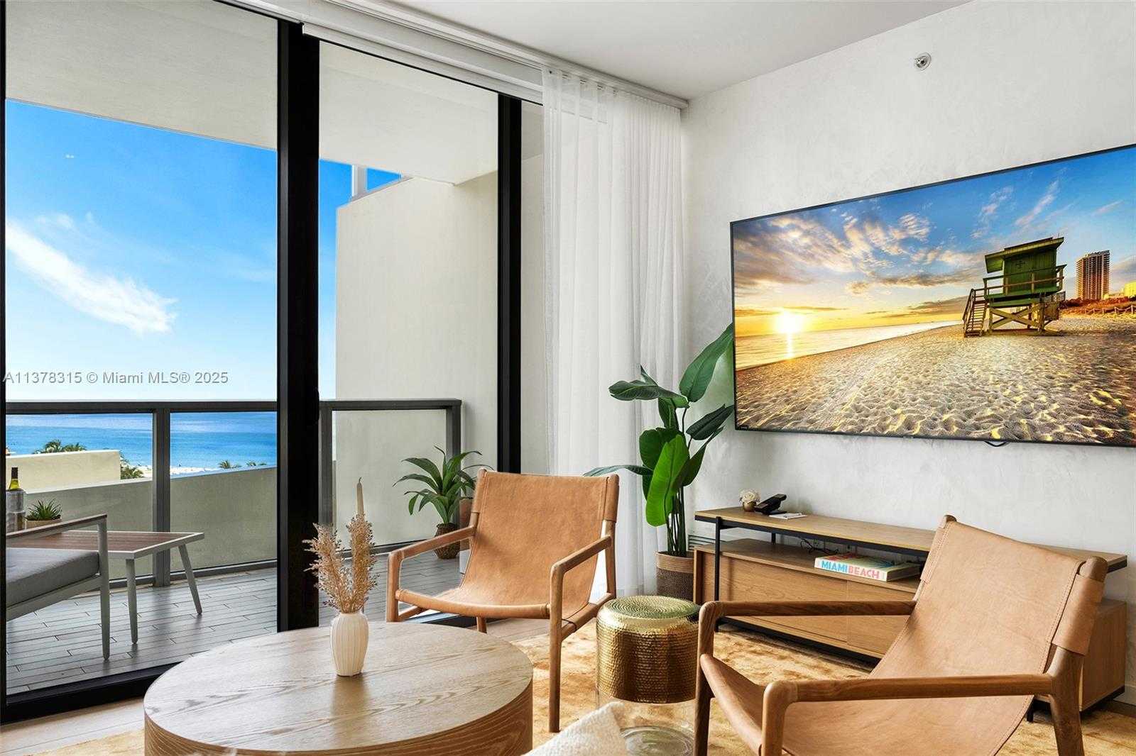 Small Image of 2201 COLLINS AVE #811, Miami Beach Number 5