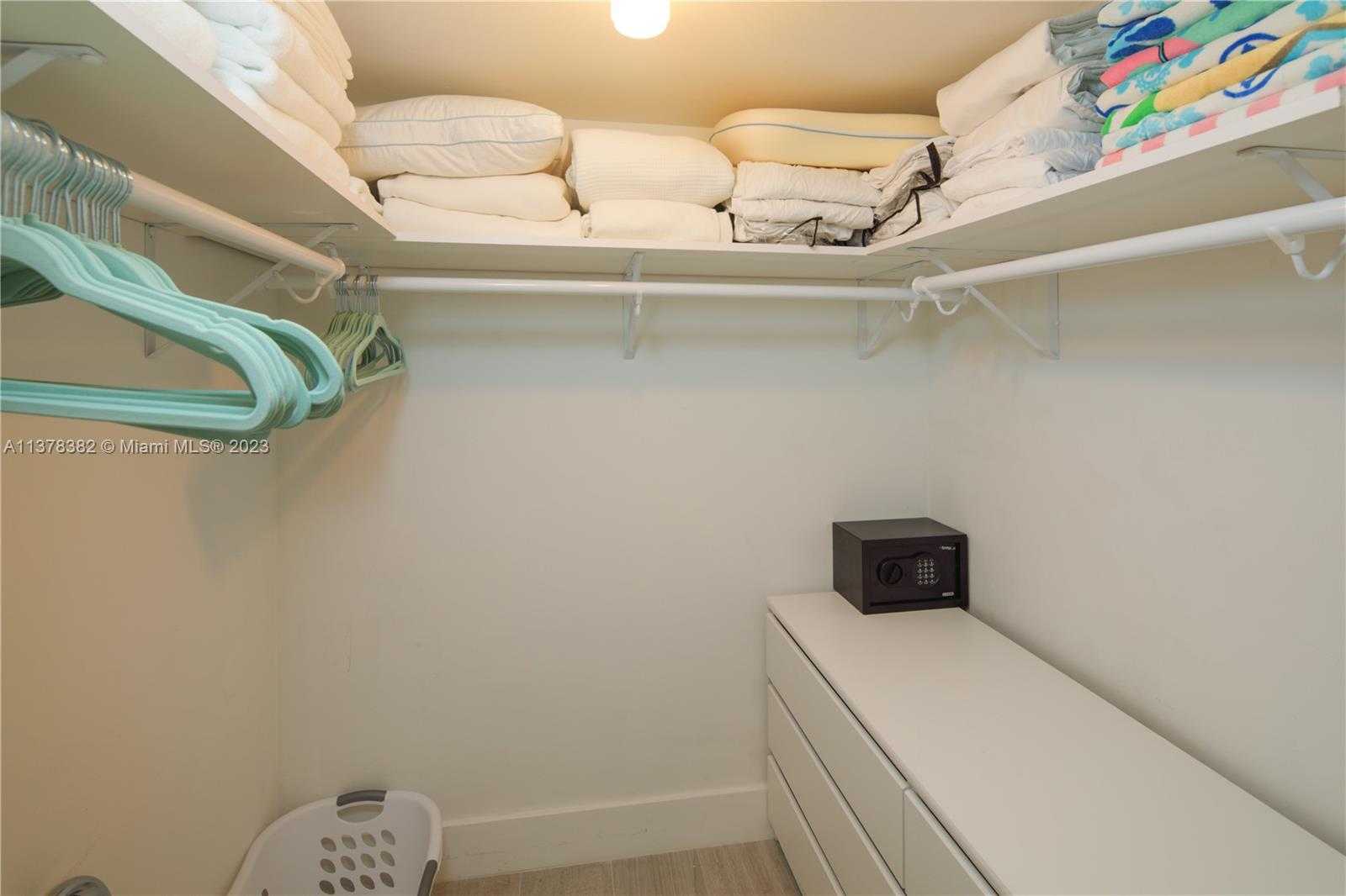 Small Image of 5005 COLLINS AVE #610, Miami Beach Number 17