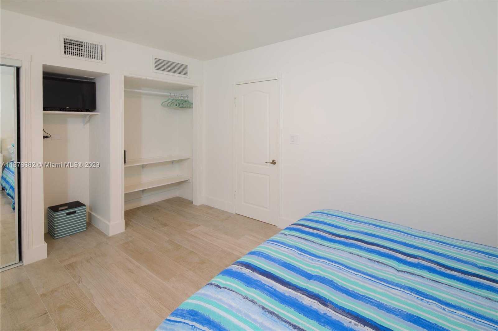 Small Image of 5005 COLLINS AVE #610, Miami Beach Number 20