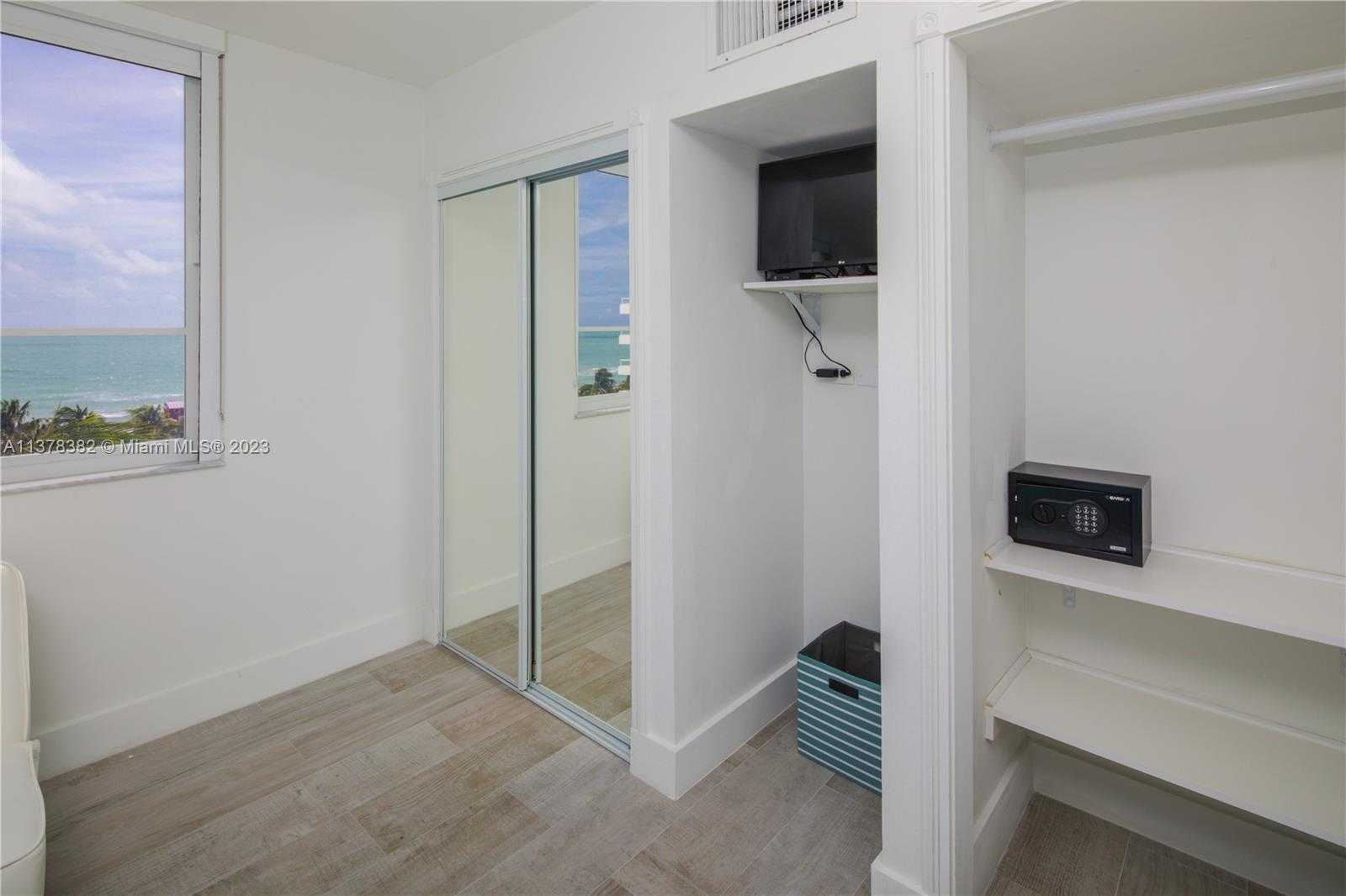 Small Image of 5005 COLLINS AVE #610, Miami Beach Number 22