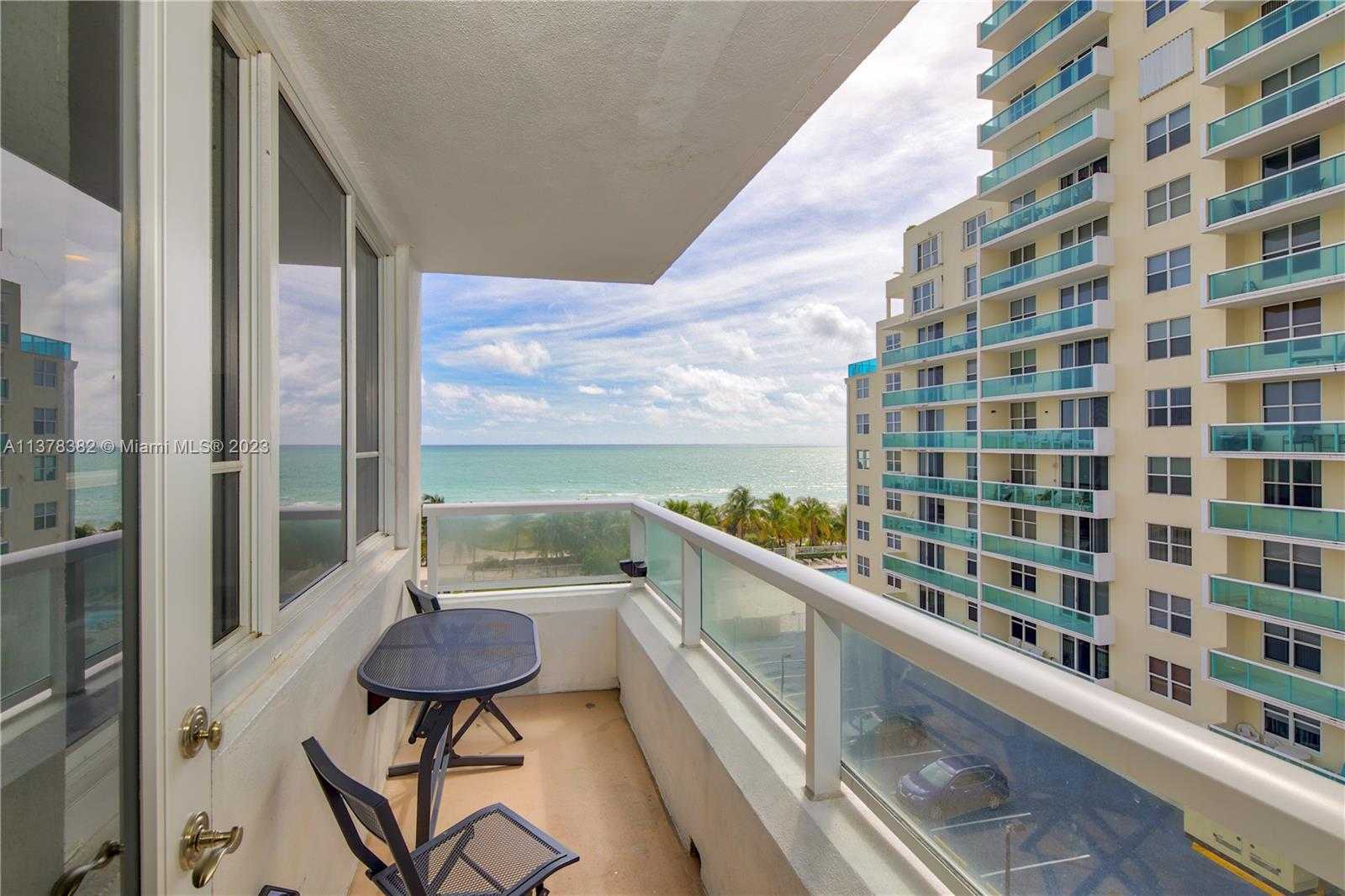 Small Image of 5005 COLLINS AVE #610, Miami Beach Number 24