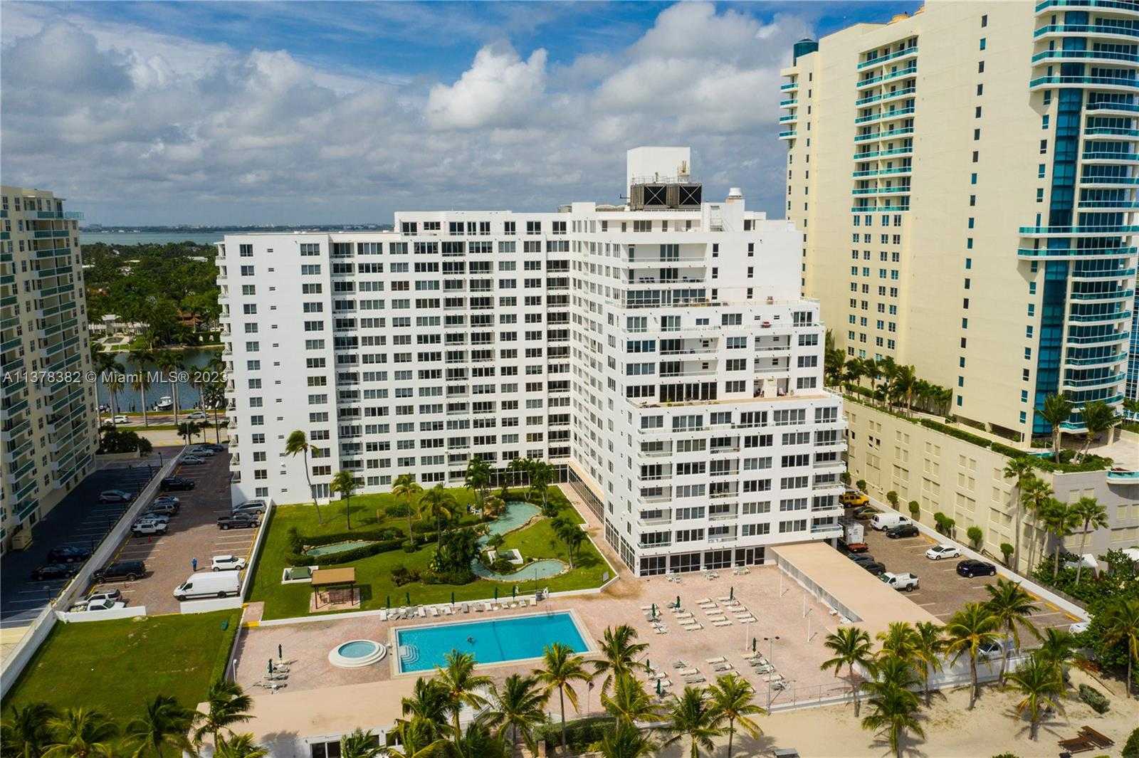Small Image of 5005 COLLINS AVE #610, Miami Beach Number 26