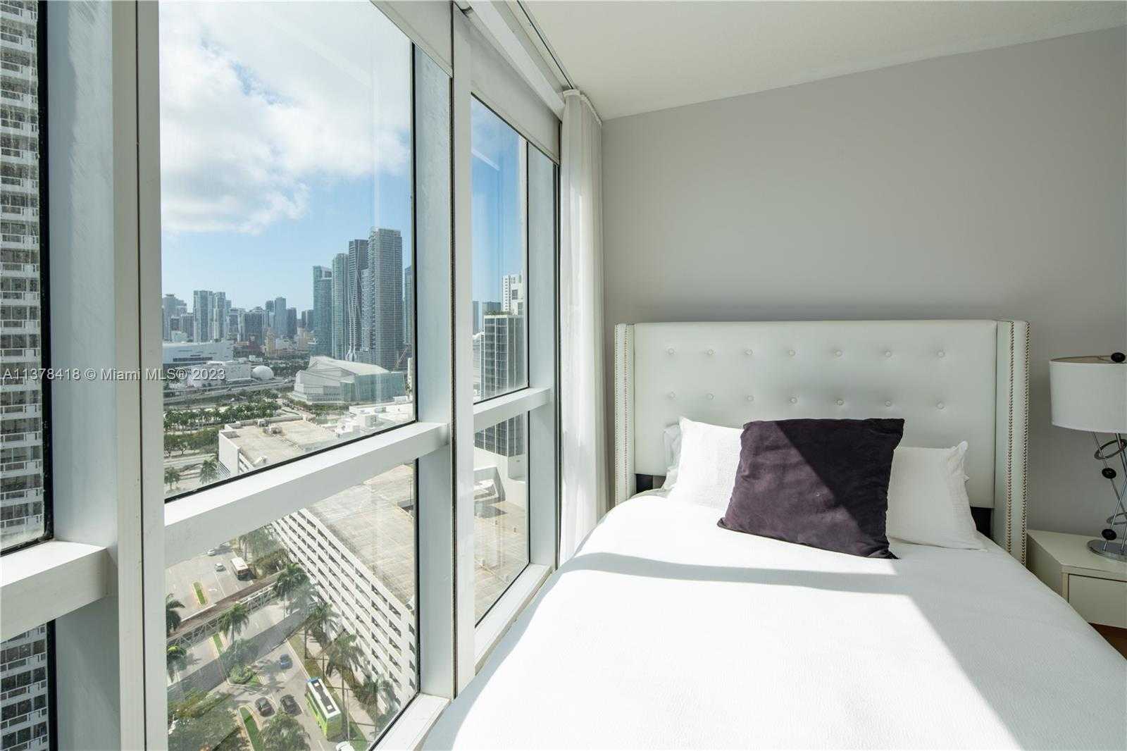Small Image of 1750 NORTH BAYSHORE DR #2602, Miami Number 11