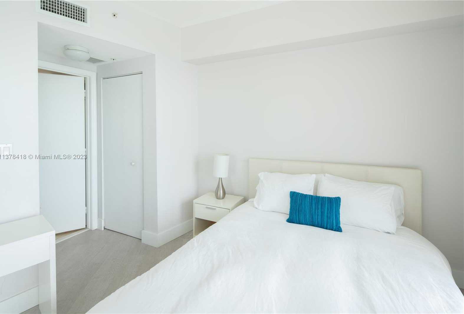 Small Image of 1750 NORTH BAYSHORE DR #2602, Miami Number 17