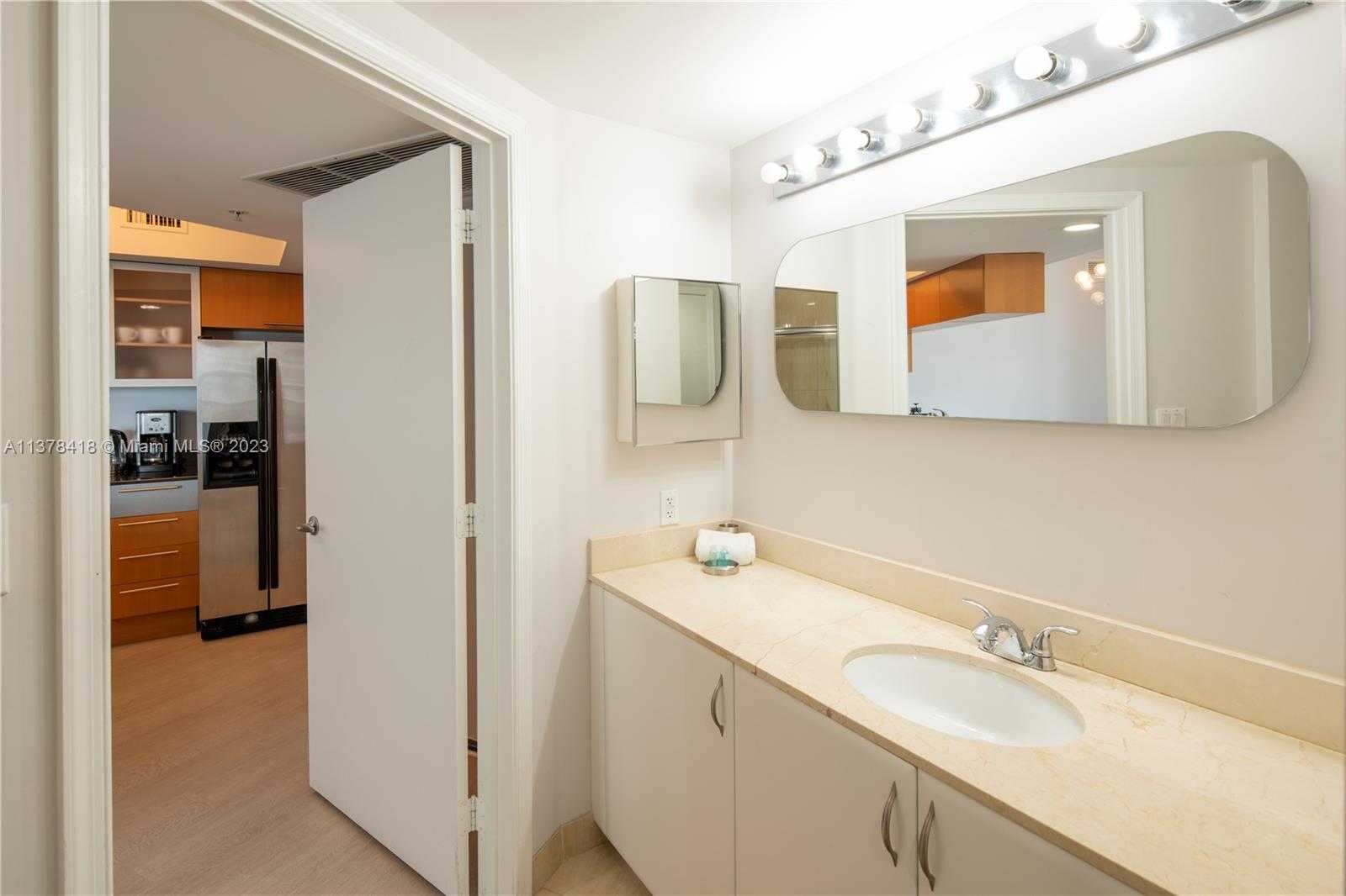 Small Image of 1750 NORTH BAYSHORE DR #2602, Miami Number 20