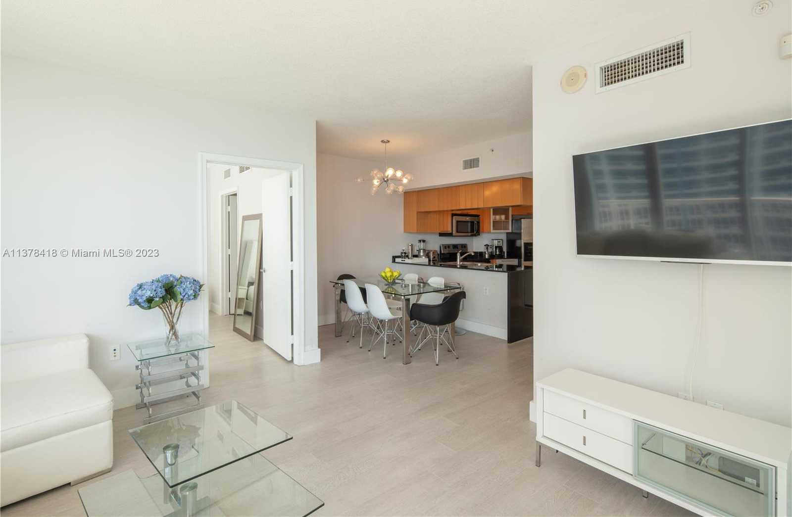 Small Image of 1750 NORTH BAYSHORE DR #2602, Miami Number 3