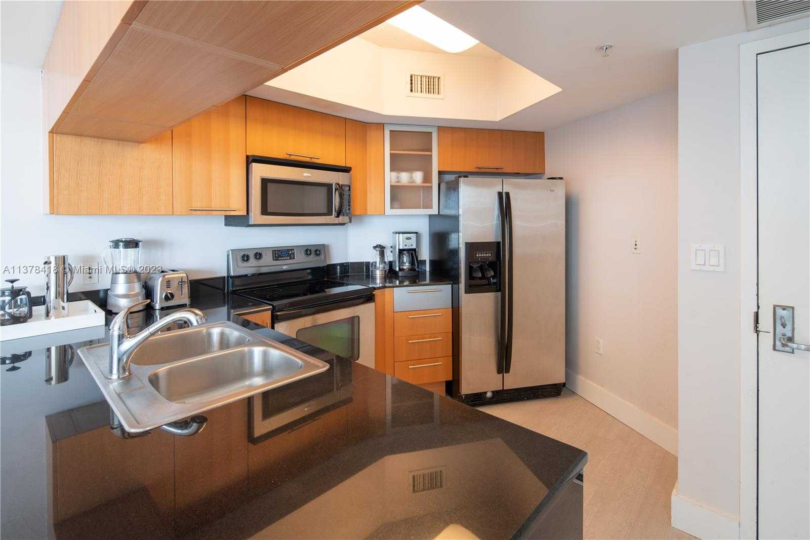 Small Image of 1750 NORTH BAYSHORE DR #2602, Miami Number 5