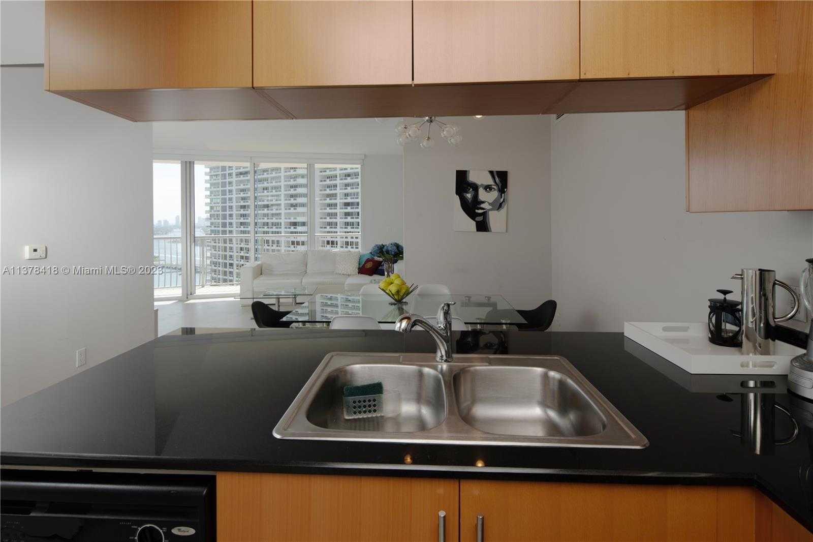 Small Image of 1750 NORTH BAYSHORE DR #2602, Miami Number 7