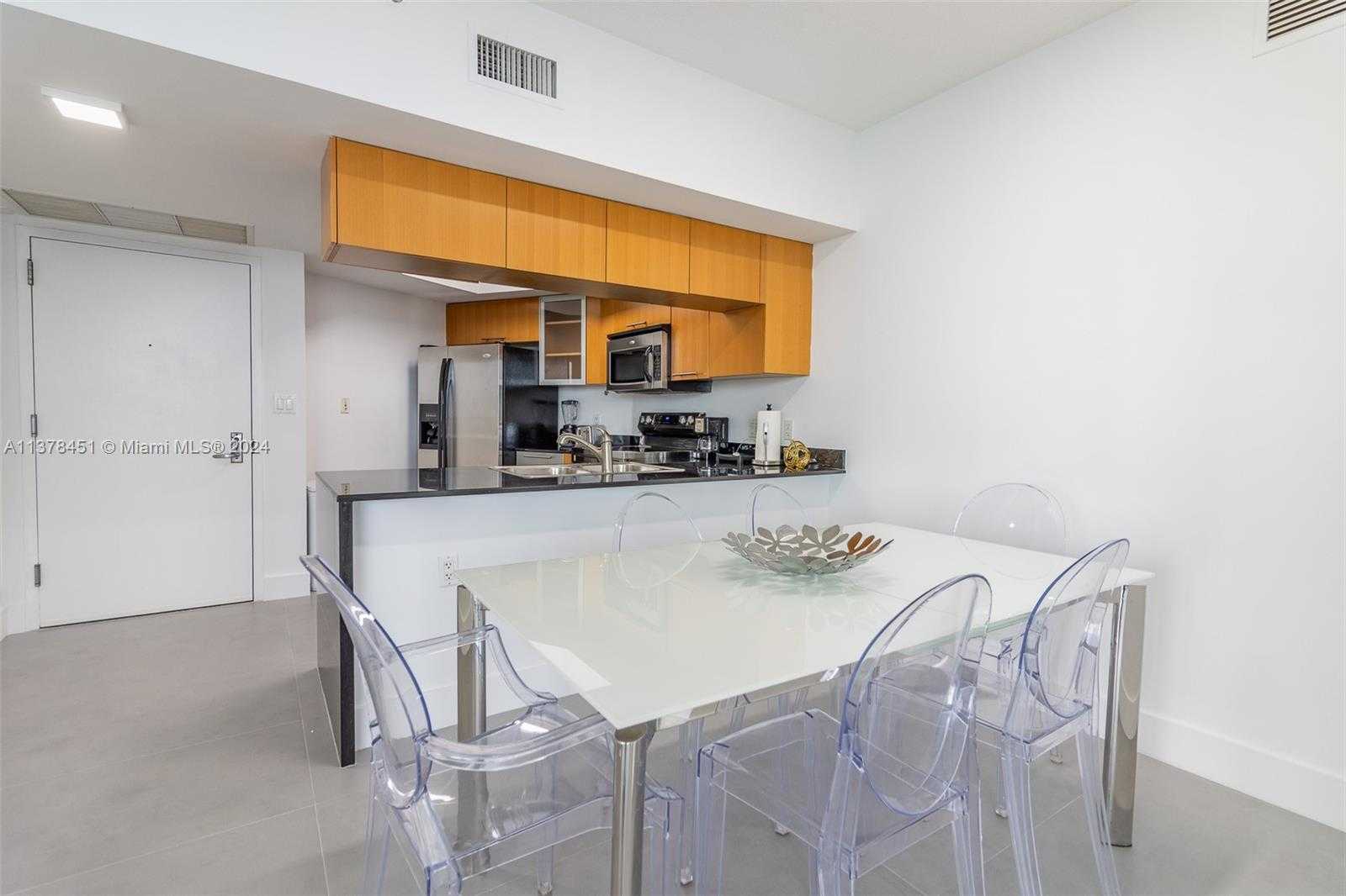 Small Image of 1750 NORTH BAYSHORE DR #3201, Miami Number 11
