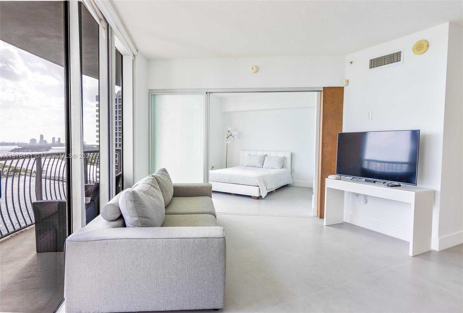 Small Image of 1750 NORTH BAYSHORE DR #3201, Miami Number 15
