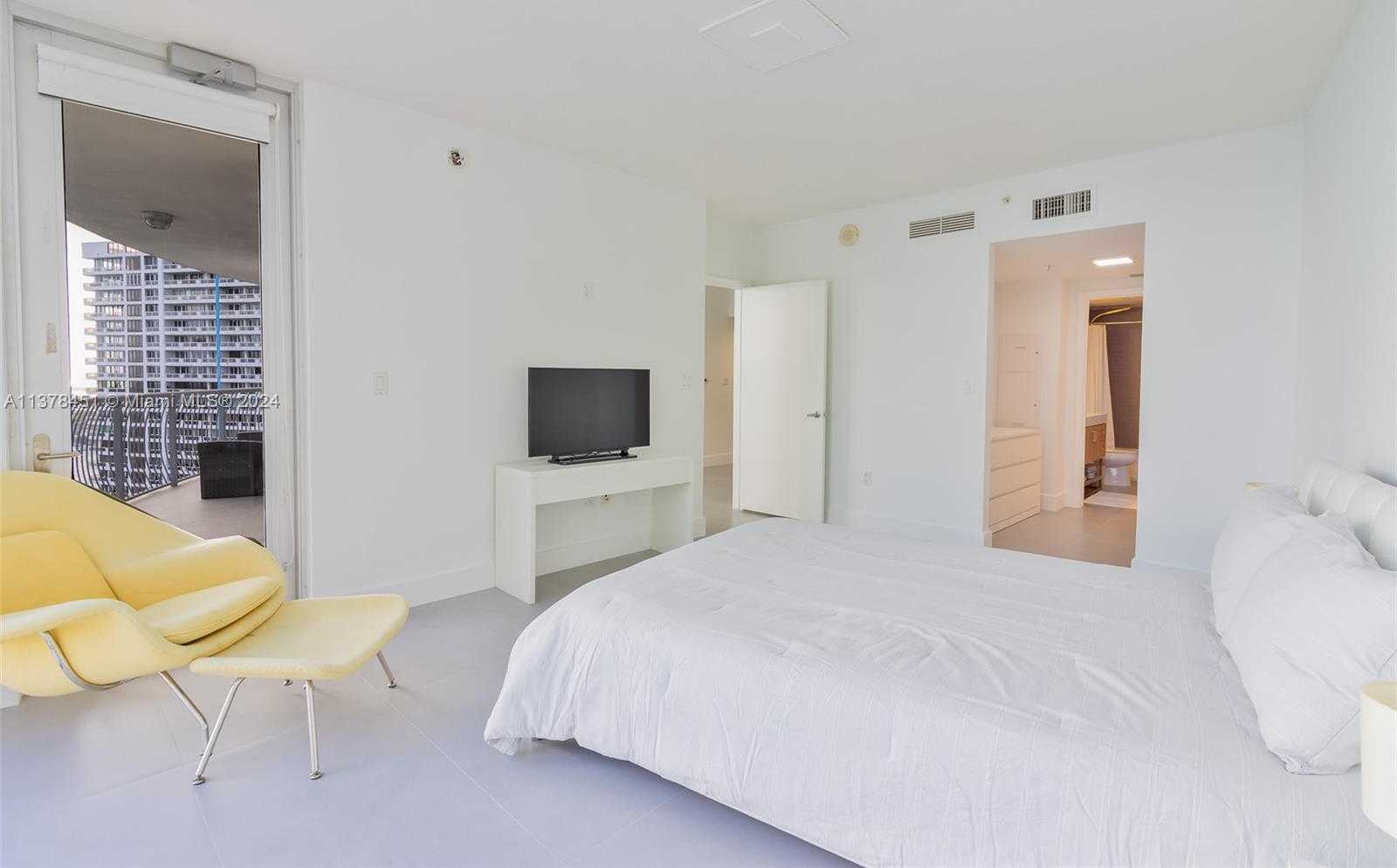 Small Image of 1750 NORTH BAYSHORE DR #3201, Miami Number 18