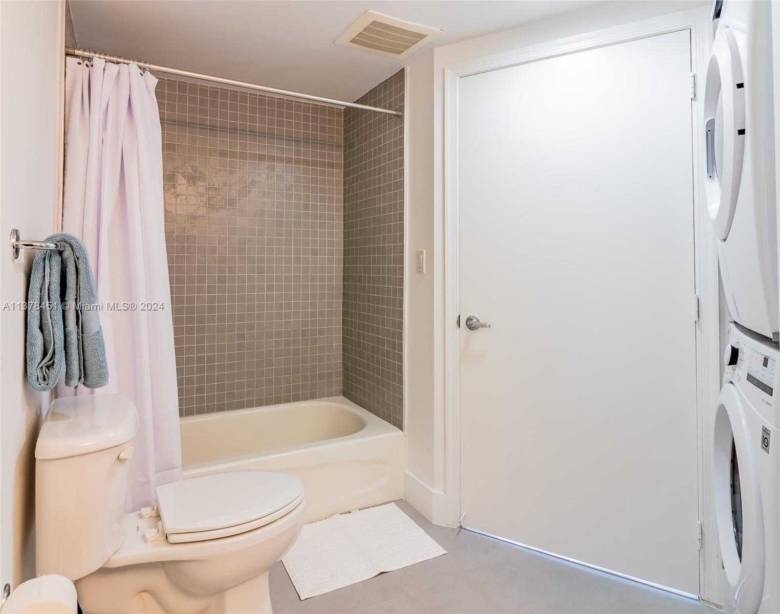 Small Image of 1750 NORTH BAYSHORE DR #3201, Miami Number 28