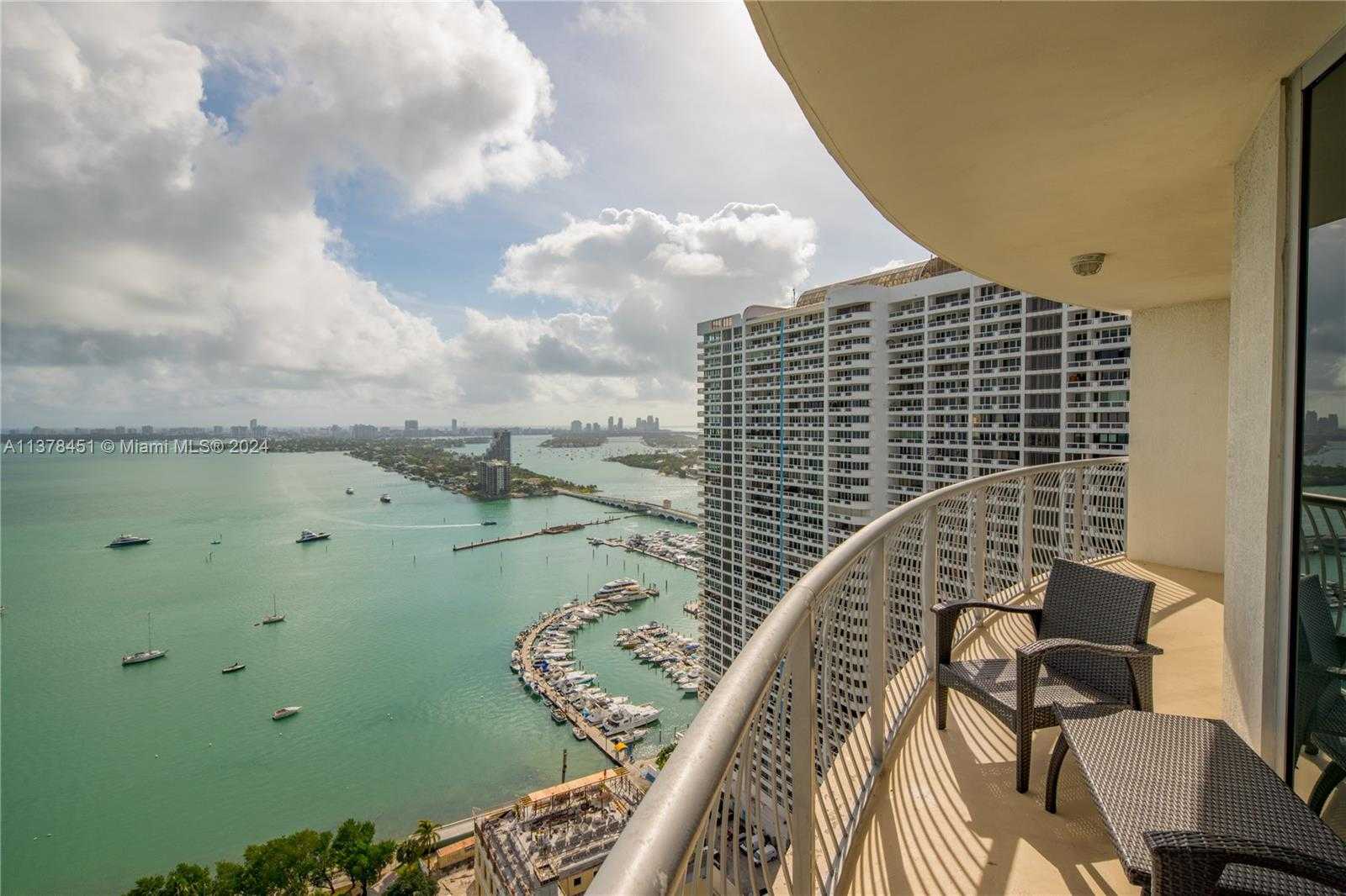 Small Image of 1750 NORTH BAYSHORE DR #3201, Miami Number 3