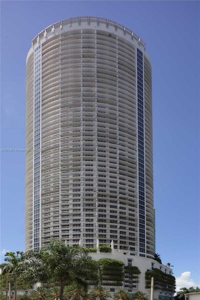 Small Image of 1750 NORTH BAYSHORE DR #3201, Miami Number 35