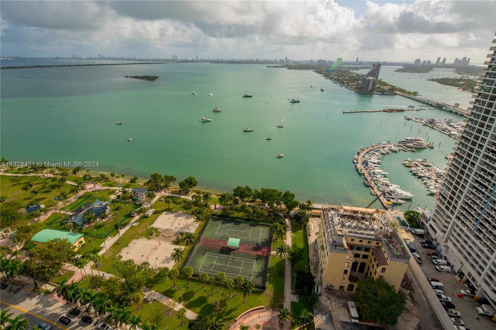 Small Image of 1750 NORTH BAYSHORE DR #3201, Miami Number 6