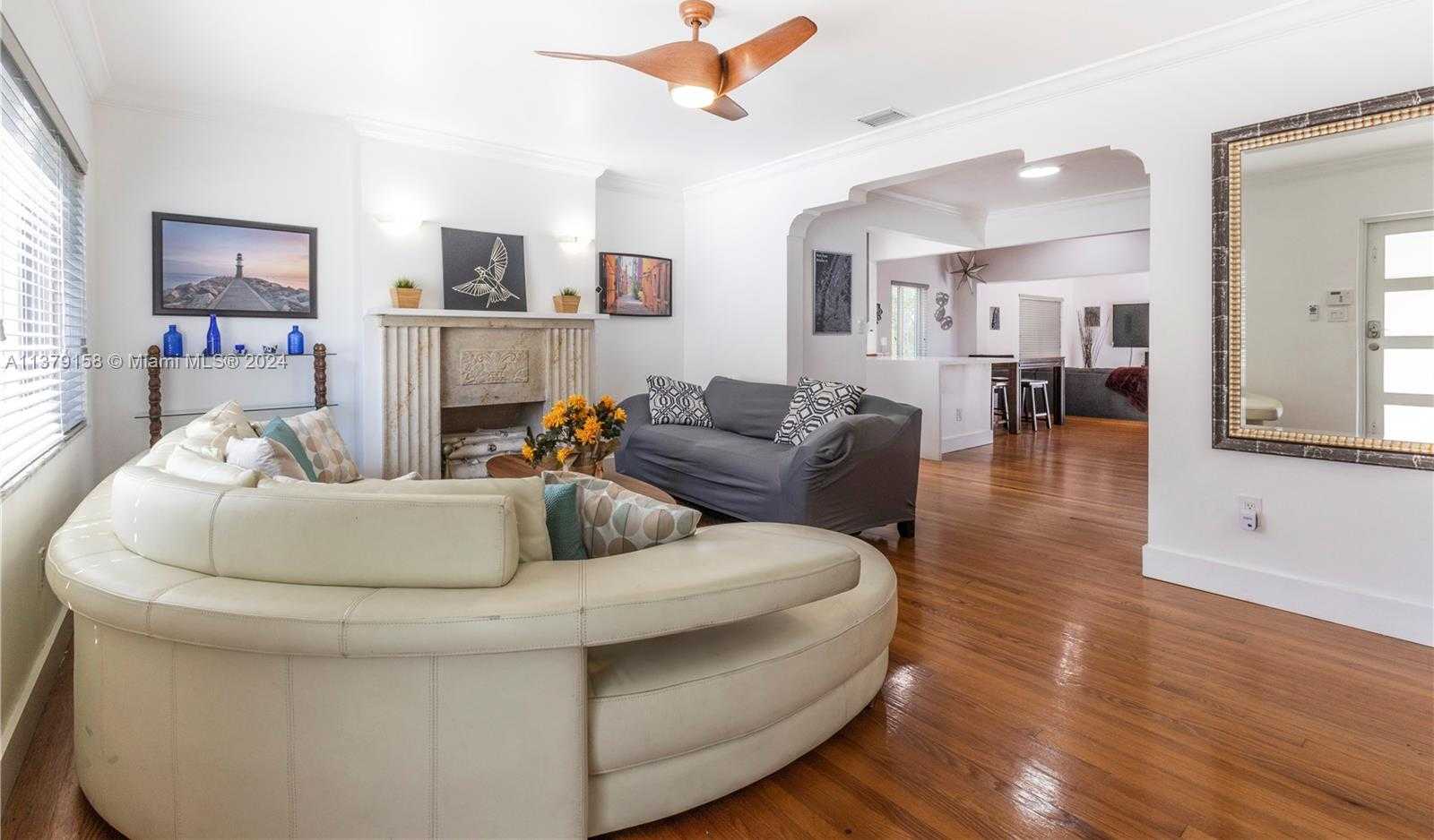 Small Image of 753 NORTH EAST 81ST ST, Miami Number 12