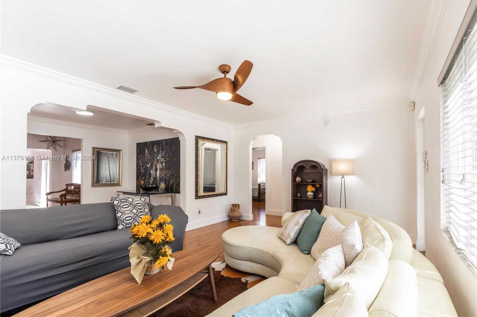 Small Image of 753 NORTH EAST 81ST ST, Miami Number 15