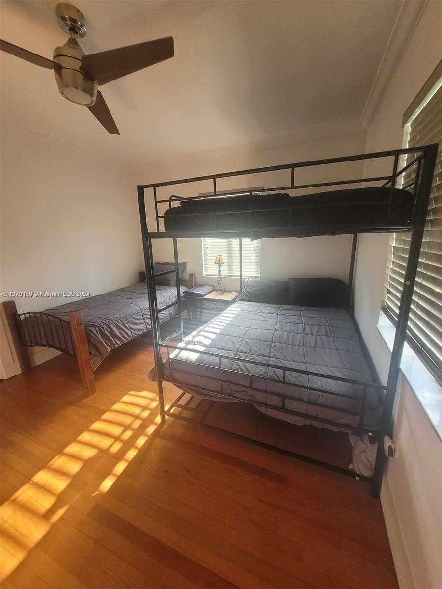 Small Image of 753 NORTH EAST 81ST ST, Miami Number 28