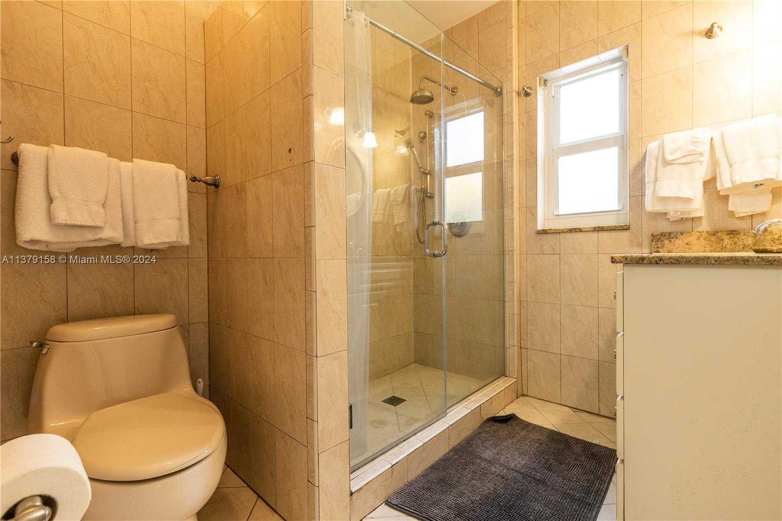 Small Image of 753 NORTH EAST 81ST ST, Miami Number 33