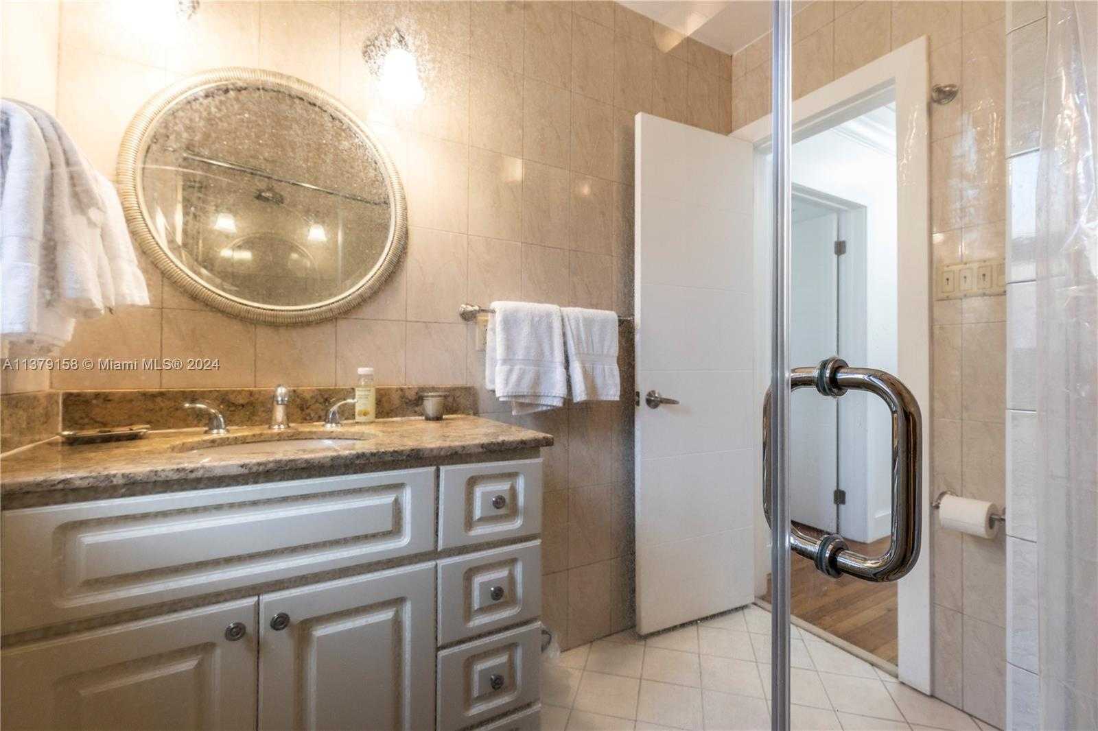 Small Image of 753 NORTH EAST 81ST ST, Miami Number 36