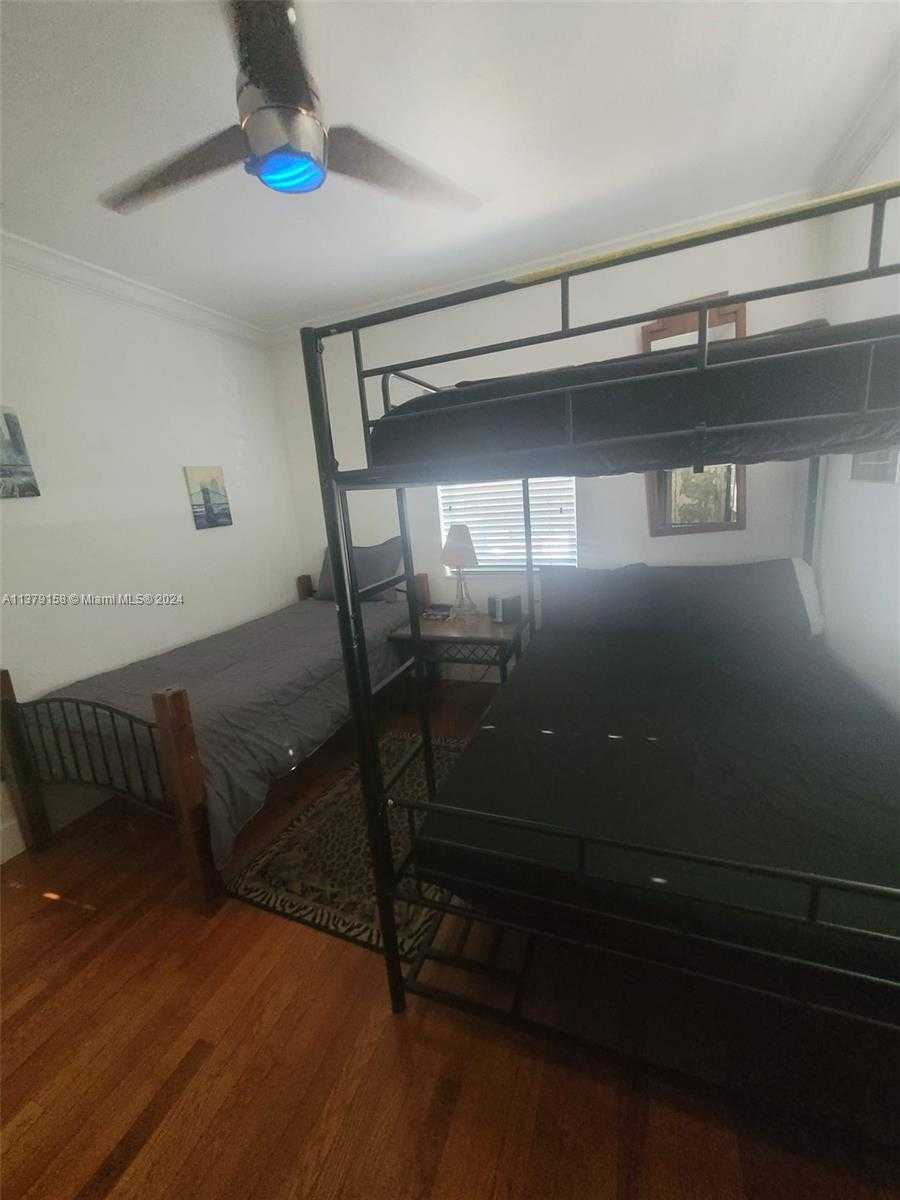 Small Image of 753 NORTH EAST 81ST ST, Miami Number 38