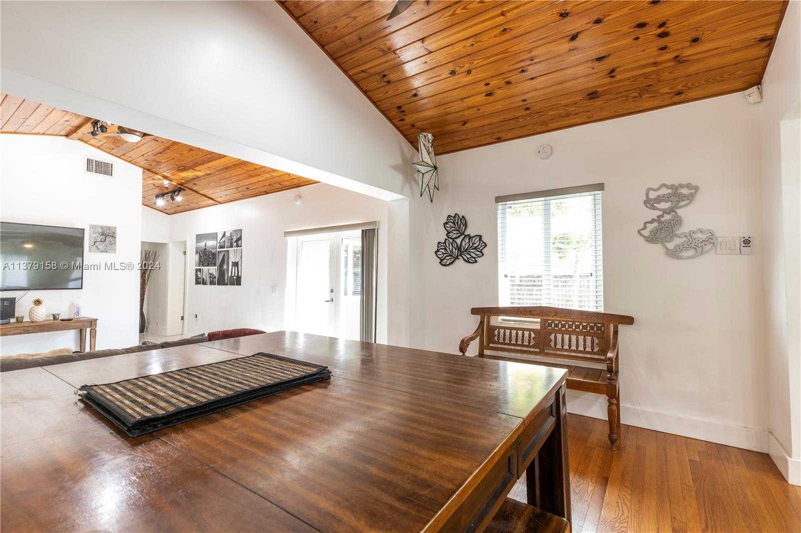 Small Image of 753 NORTH EAST 81ST ST, Miami Number 45